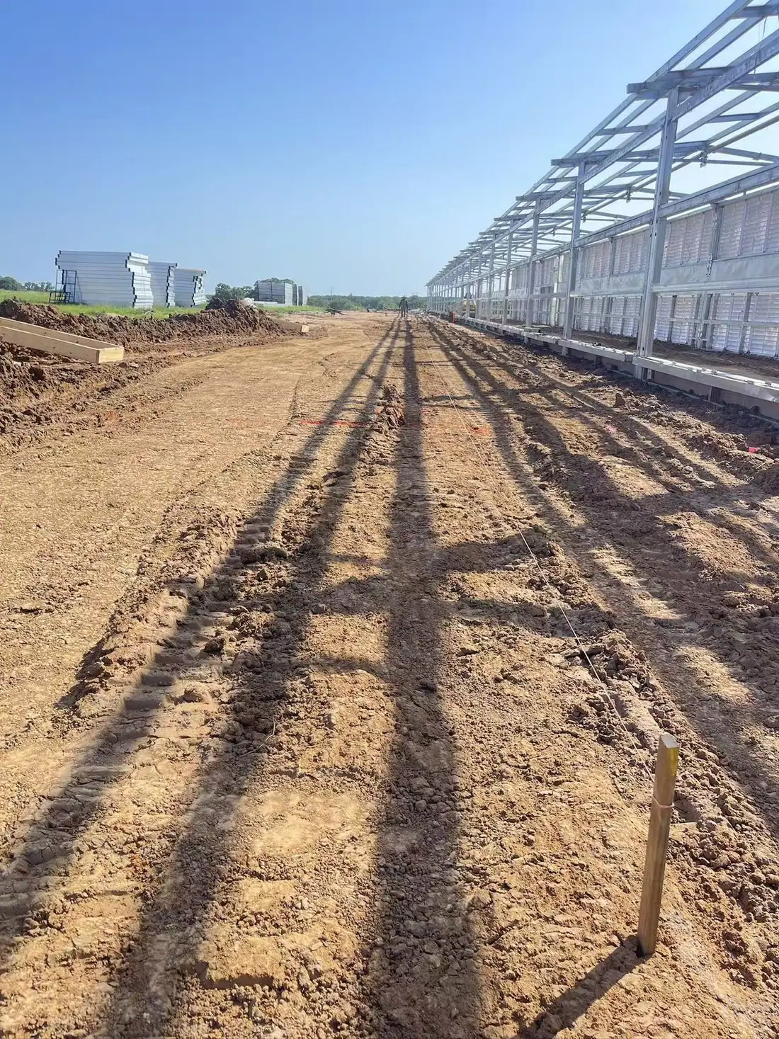Field access corridor used for practical infrastructure planning articles