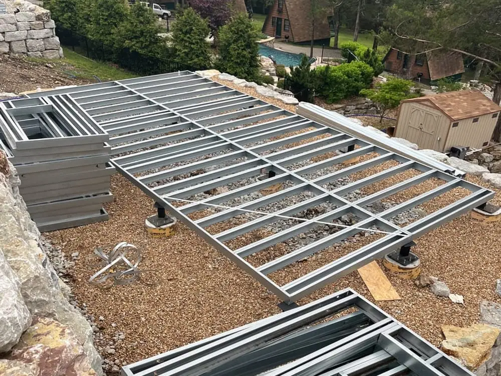 Privacy-safe field steel frame used as real evidence for modular housing workflow review